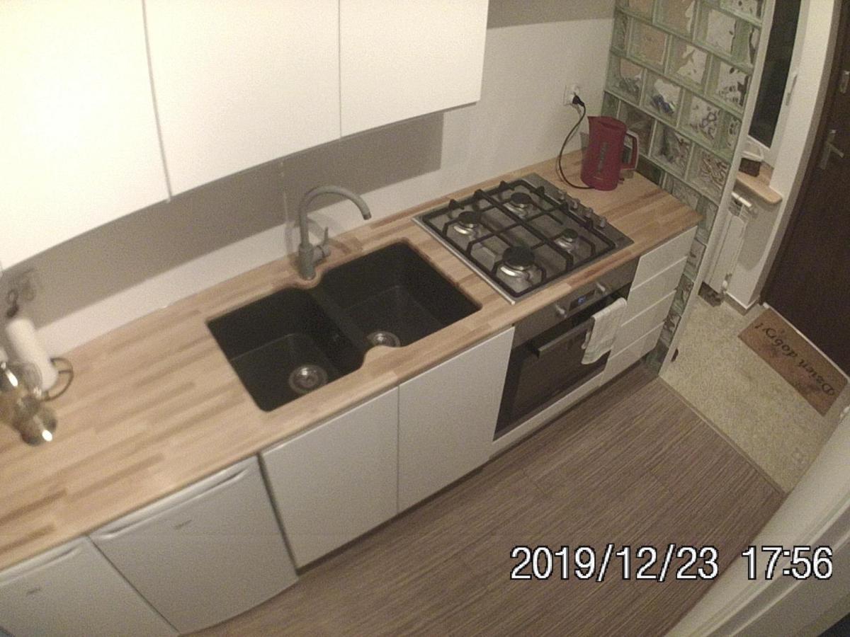 Rent0Nline Brwinow Rooms Luaran gambar