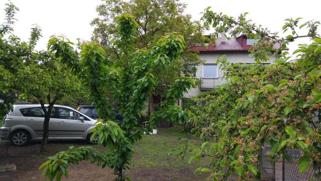 Rent0Nline Brwinow Rooms Luaran gambar