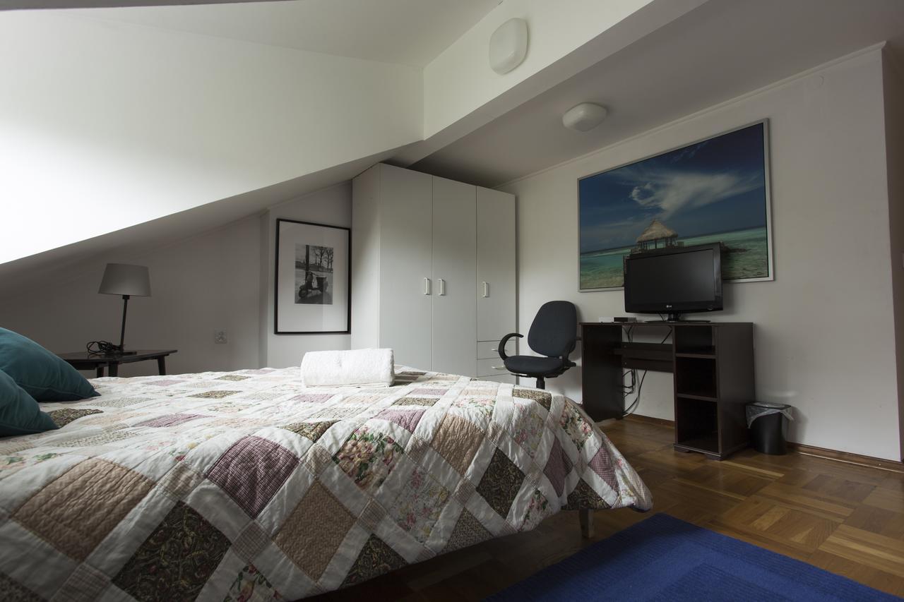 Rent0Nline Brwinow Rooms Luaran gambar