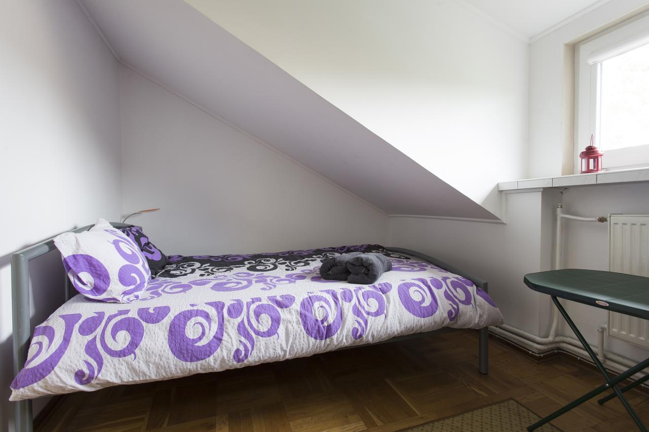 Rent0Nline Brwinow Rooms Luaran gambar