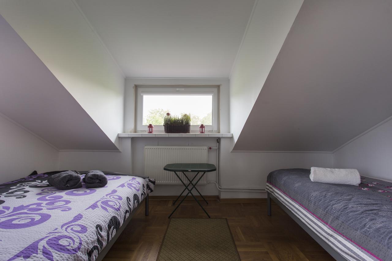 Rent0Nline Brwinow Rooms Luaran gambar
